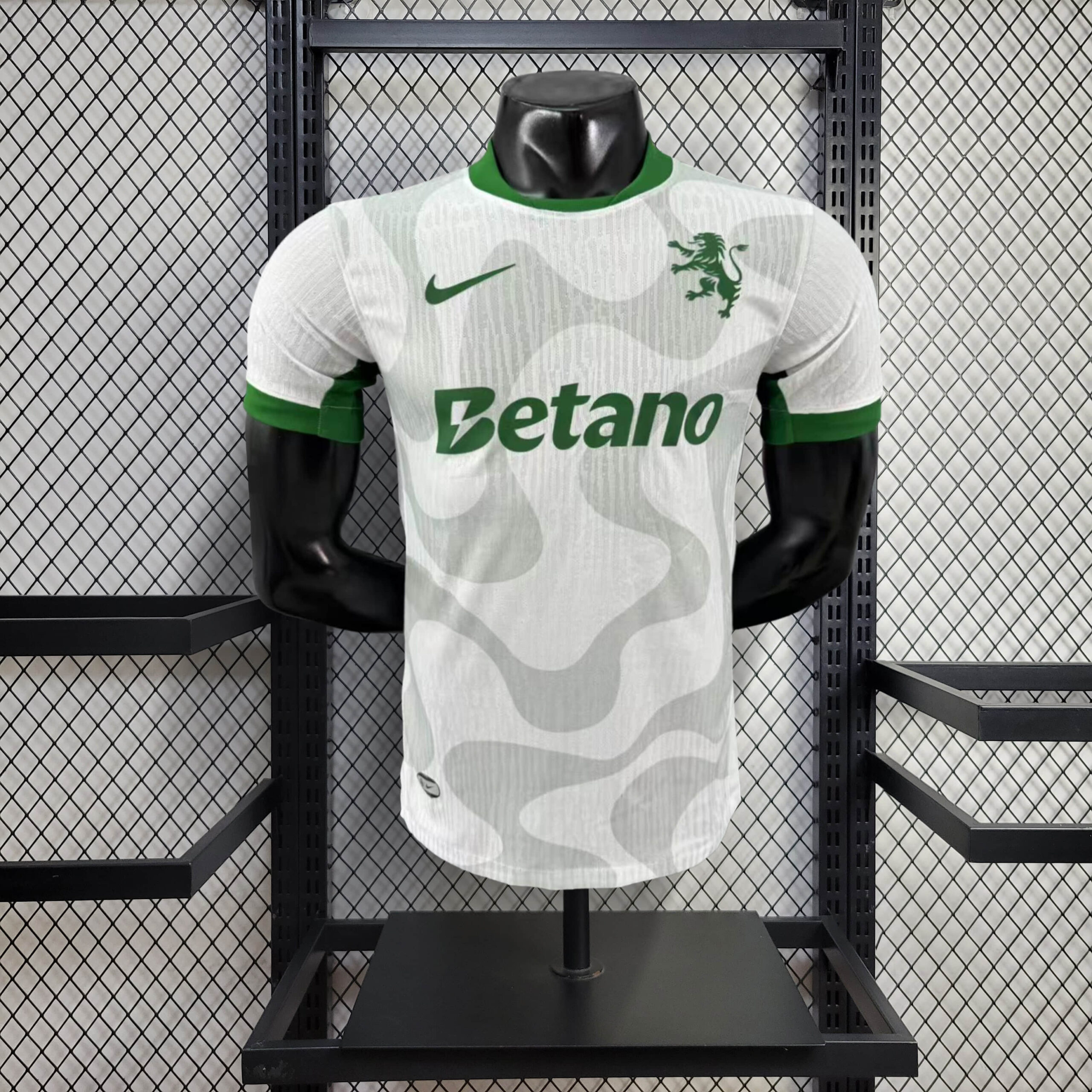 a049eec951350a7f59d6bc18b9056174.jpg 2025/2026 Player Version Sporting Lisbon Away Football Shirt 1:1 Thai Quality - Image 1