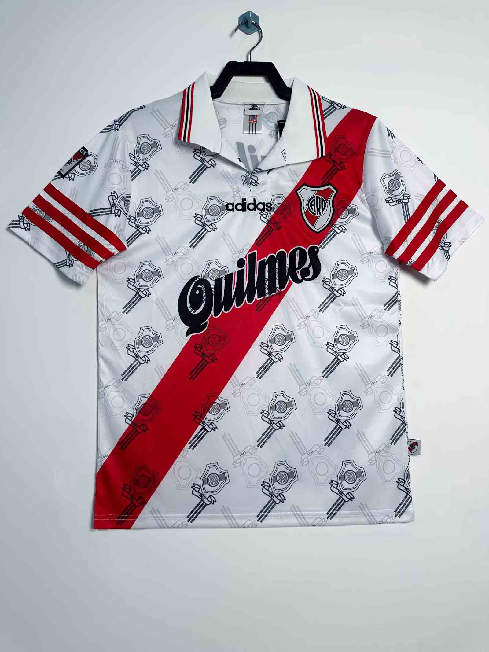 a30b119be232fff533e4346c68d519d9.jpg 1996/1997 Retro River Plate Home Football Shirt 1:1 Thai Quality - Image 1