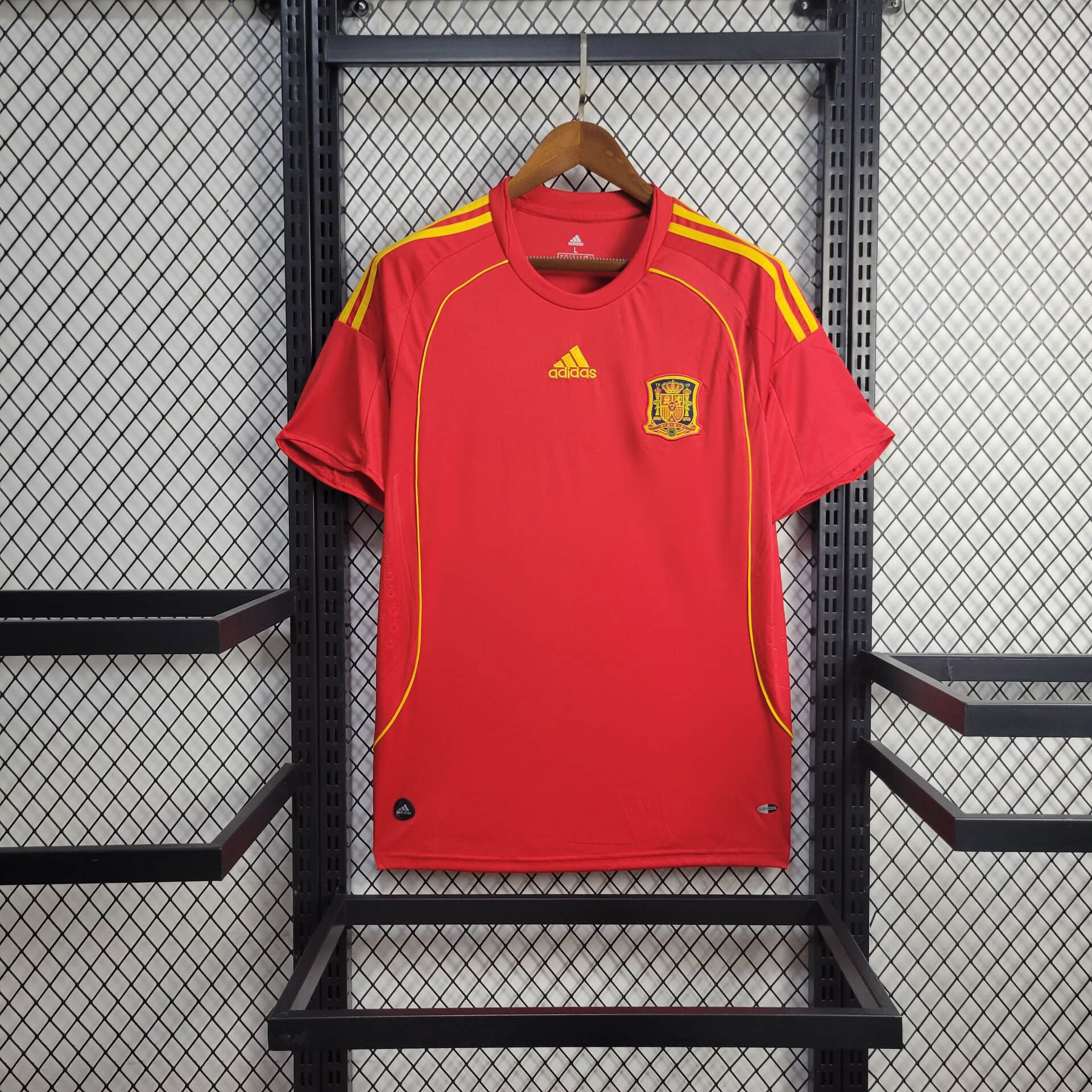 a88678a82e86b5e4afbd2ec4f7154ece.jpg 2010 Retro Spain Home Football Shirt 1:1 Thai Quality - Image 1