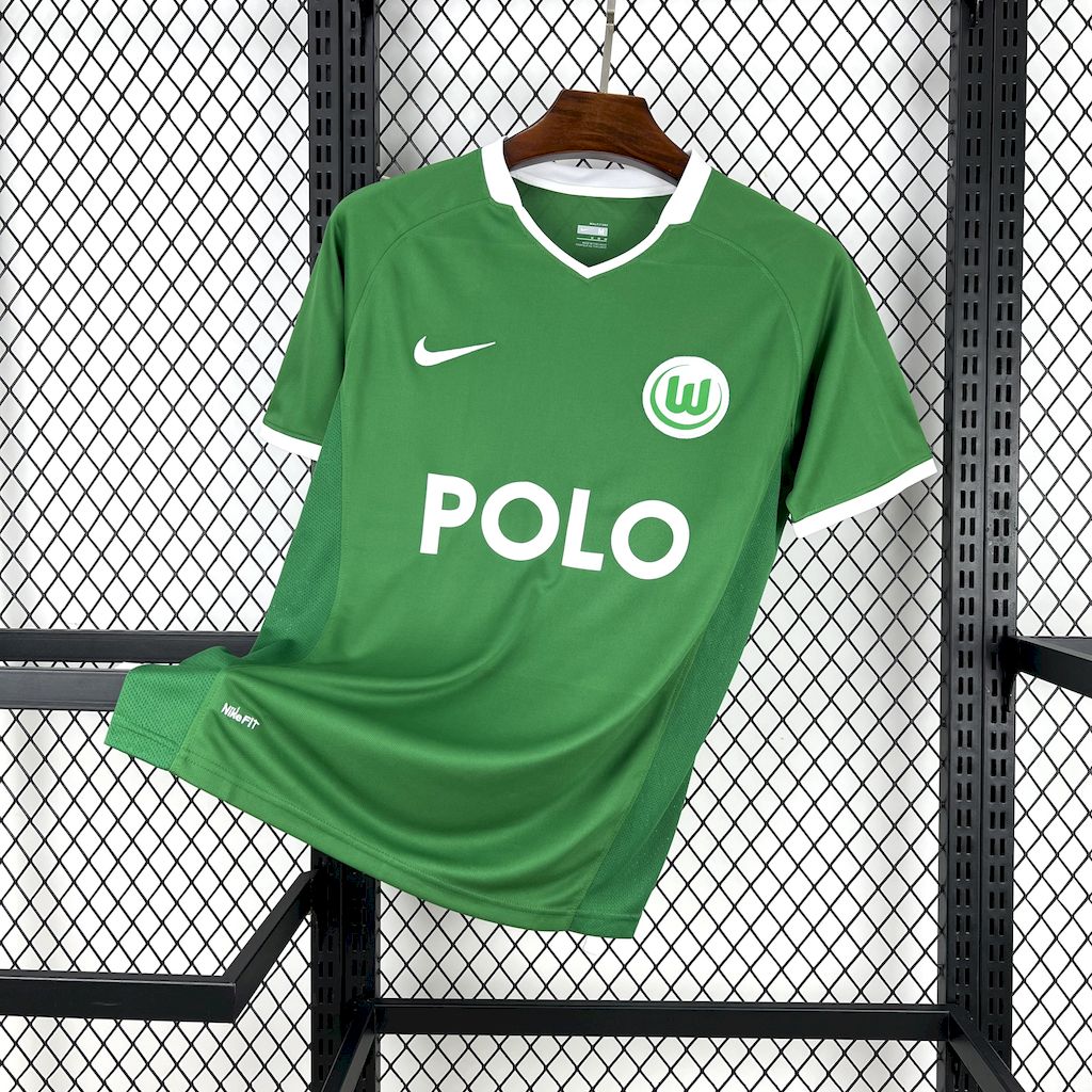 a9b081eebc92315f80f682ef538418c0.jpg 2008/2009 Retro VfL Wolfsburg Home Football Shirt 1:1 Thai Quality - Image 1