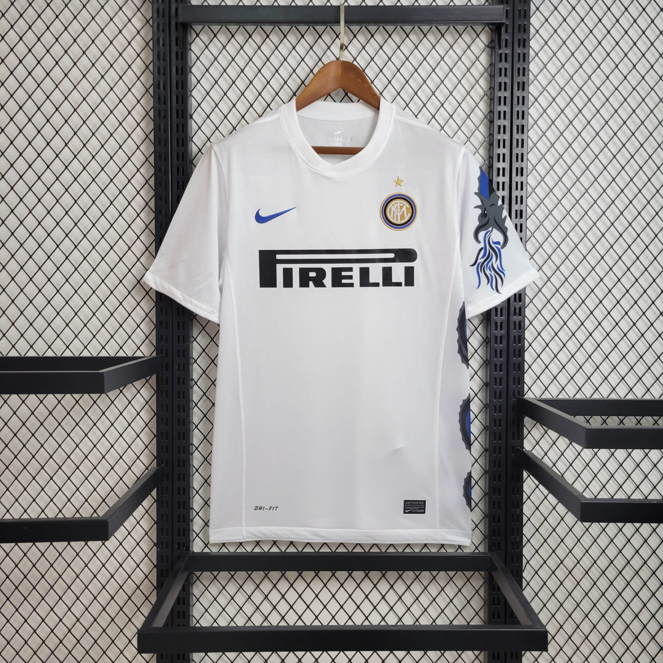 ab10dbc4ead4634a6dd8d035bcec80be.jpeg 2010/2011 Retro Inter Milan Away Football Shirt 1:1 Thai Qualit - Image 1