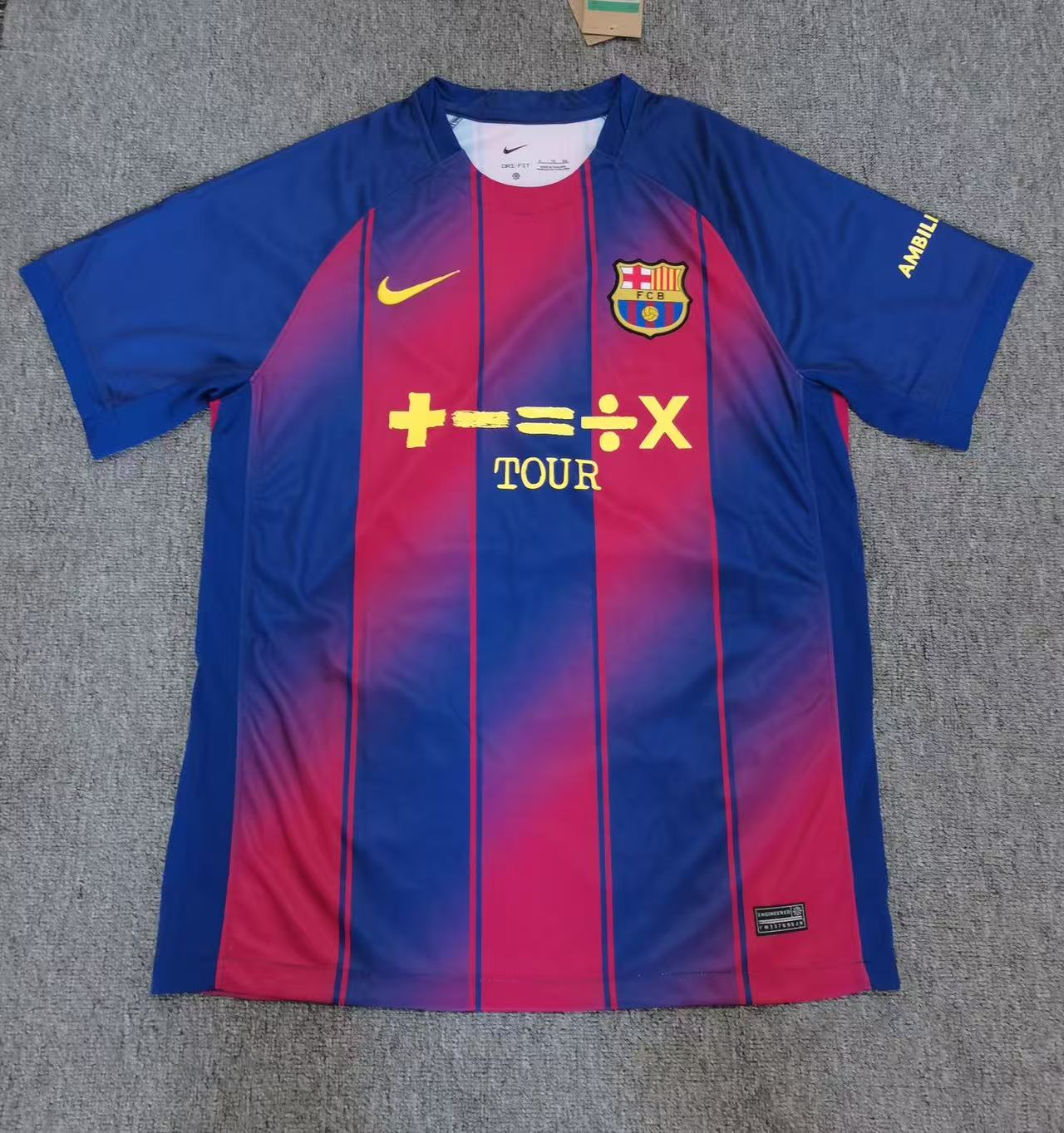 b0eb9260d72f115b0781264072356780.jpg 2025/2026 Barcelona Special Edition Football Shirt 1:1 Thai Quality - Image 1