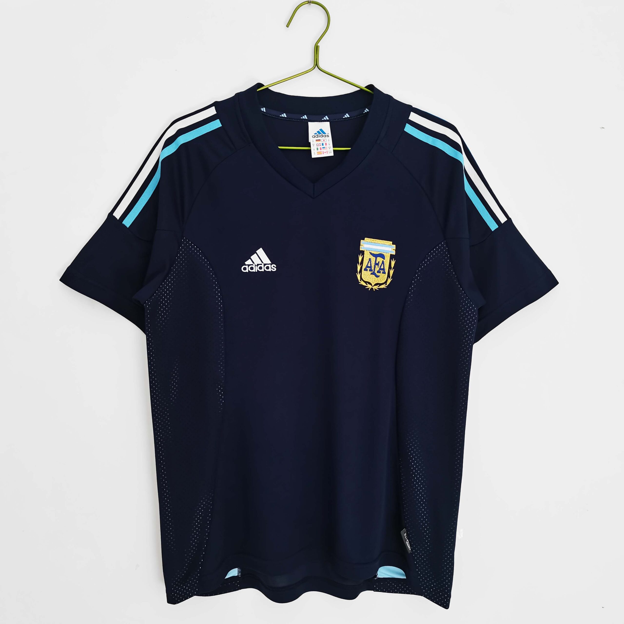 b255e1736782a013b9b22d56fe752619.jpg 2002 Retro Argentina Away Football Shirt 1:1 Thai Quality - Image 1
