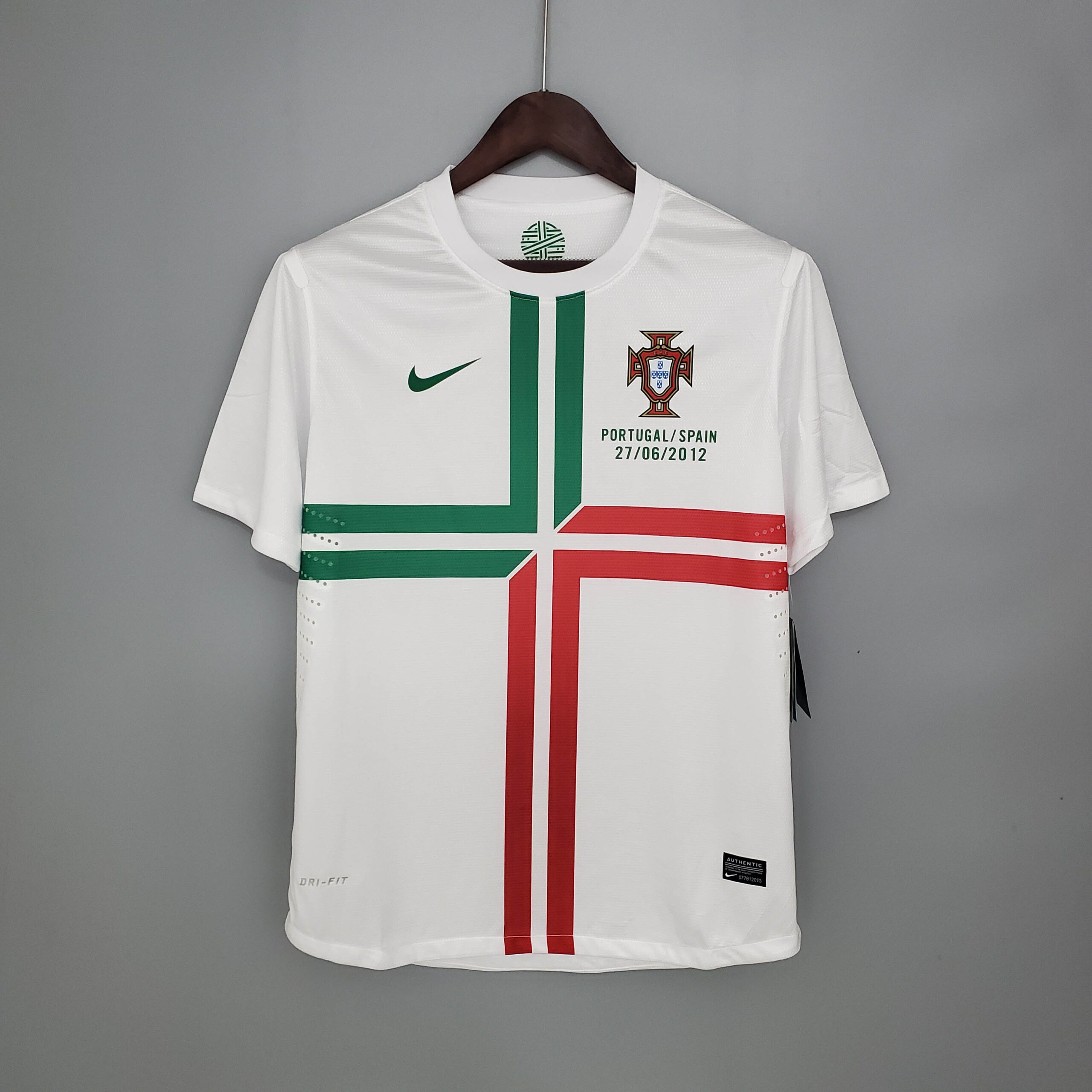 b6a9215d453eee56d8f376a052877aa2.jpeg 2012 Retro Portugal Away Football Shirt 1:1 Thai Quality - Image 1