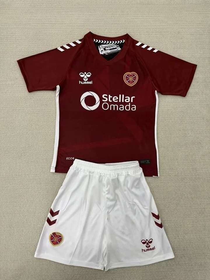 b8d62ab265761e354bdb03c76820ccaf.jpg 2025/2026 Hearts Home Football Shirt Kids Size 1:1 Thai Quality - Image 1