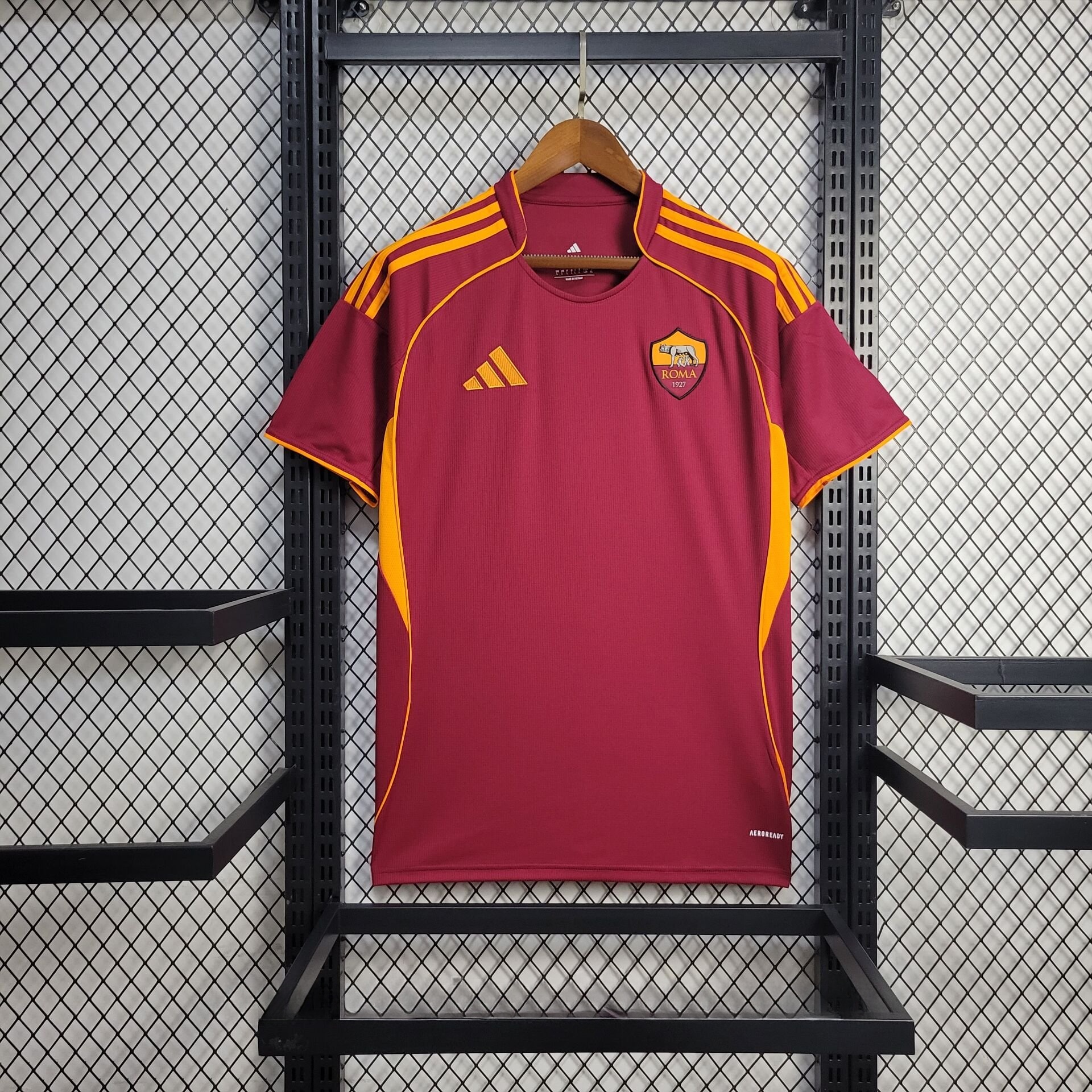 b9290975476be3d2375c0009229b9b0b.jpeg 2025/2026 AS Roma Home Football Shirt 1:1 Thai Quality - Image 1