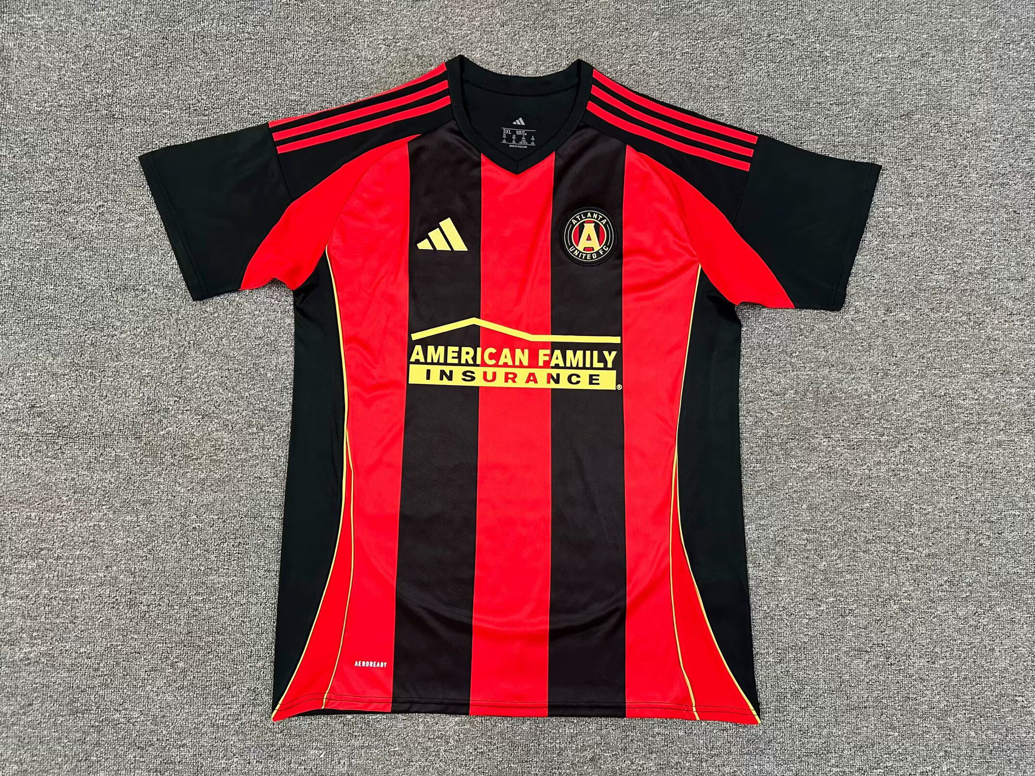 bb94cc6c96bdea6b9414a31e0a4790a6.jpg 2025/2026 Atlanta Home Football Shirt 1:1 Thai Quality - Image 1