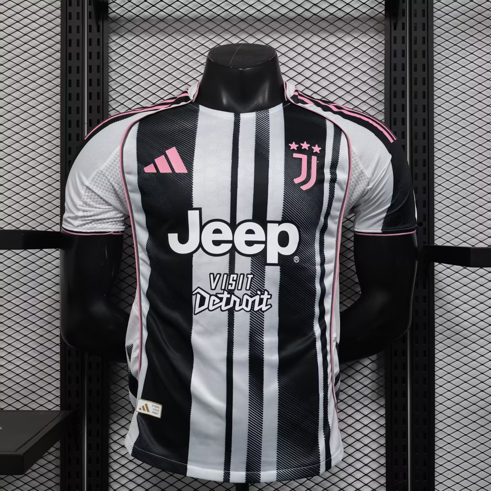 c02a3c7c4033488387c10b368444f547.jpg 2025/2026 Player Version Juventus Home Football Shirt 1:1 Thai Quality - Image 1