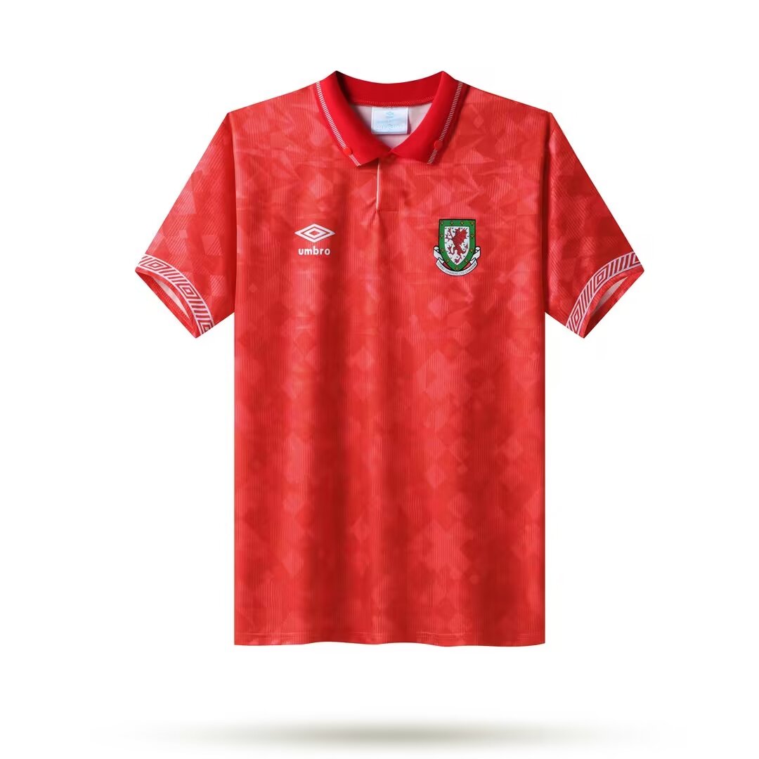 c46d132c743cffe27b923d6b124daf5e.jpeg 1990 Retro Wales Home Football Shirt 1:1 Thai Qualit - Image 1