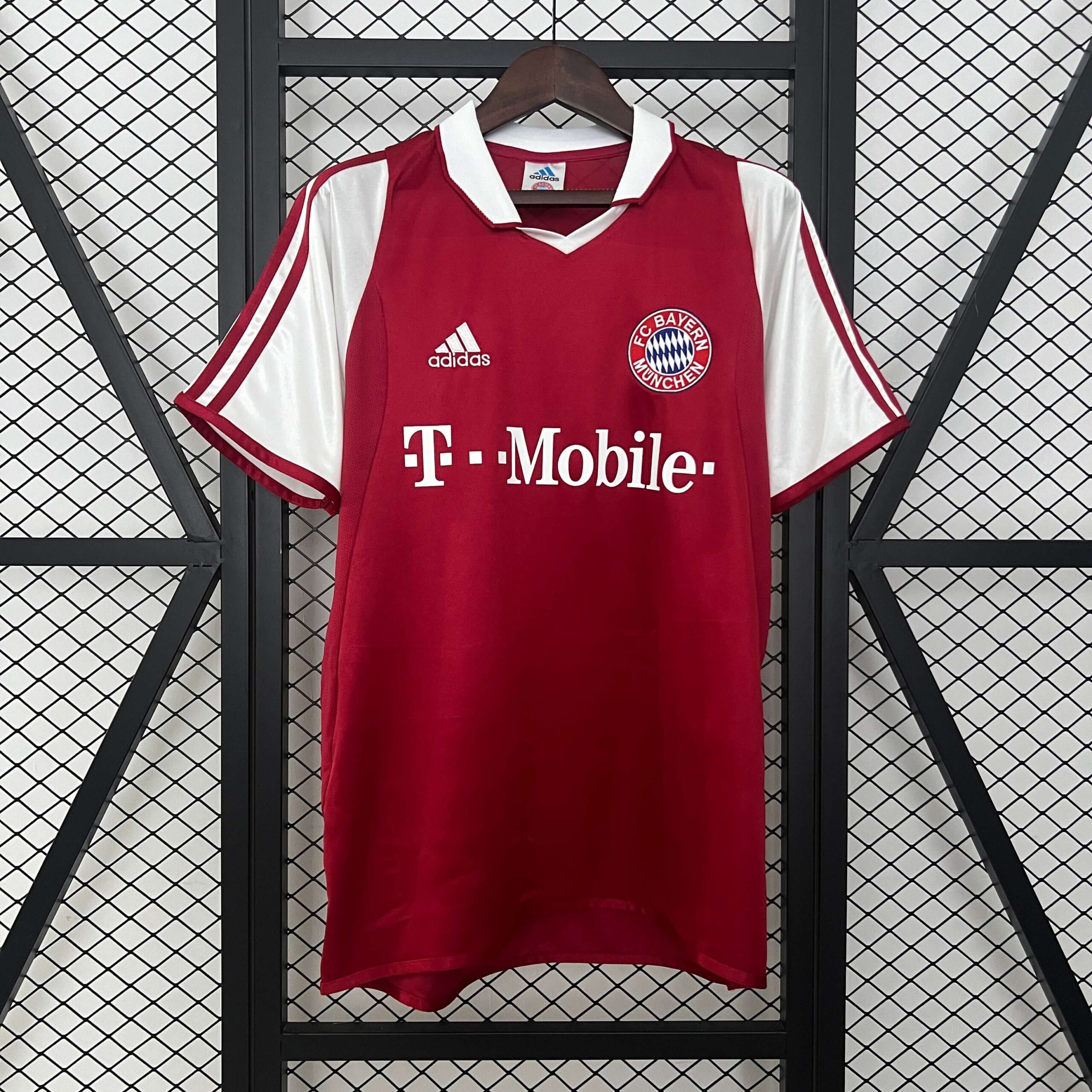 c558d76260969322fed49e9062130ab6.jpg 2003/2004 Retro Bayern Munchen Home Football Shirt 1:1 Thai Quality - Image 1