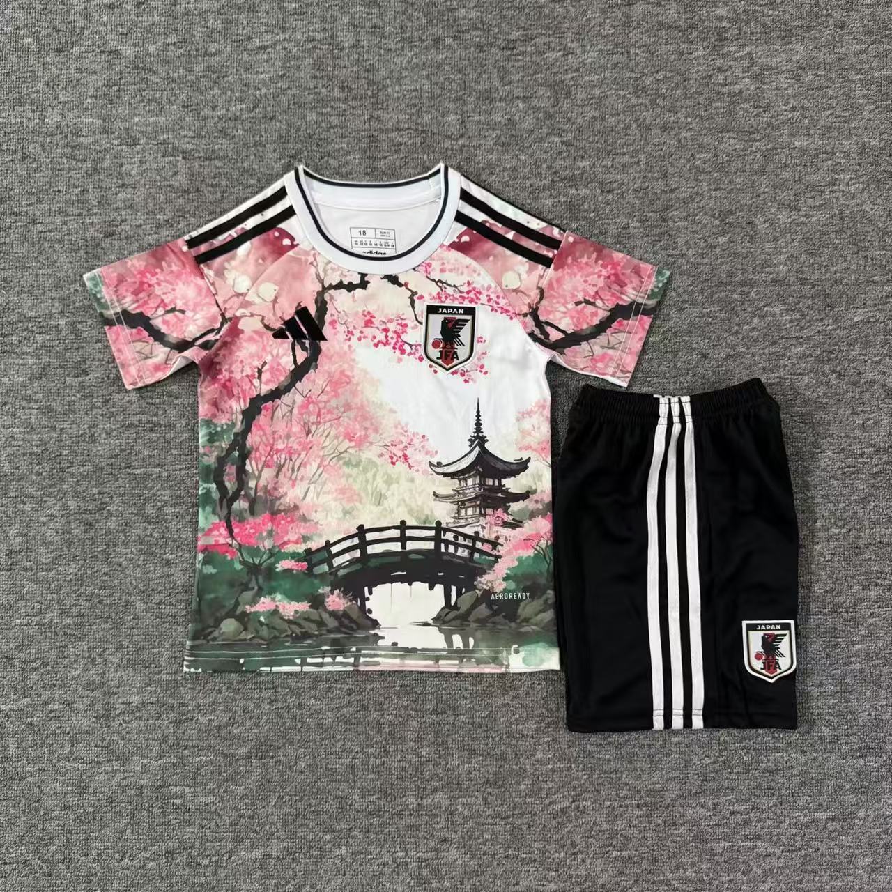 c94c4063e0d7b74a9de55cedd53f7908.jpg 2025 Japan Special Edition Football Shirt Kids Size 1:1 Thai Quality - Image 1