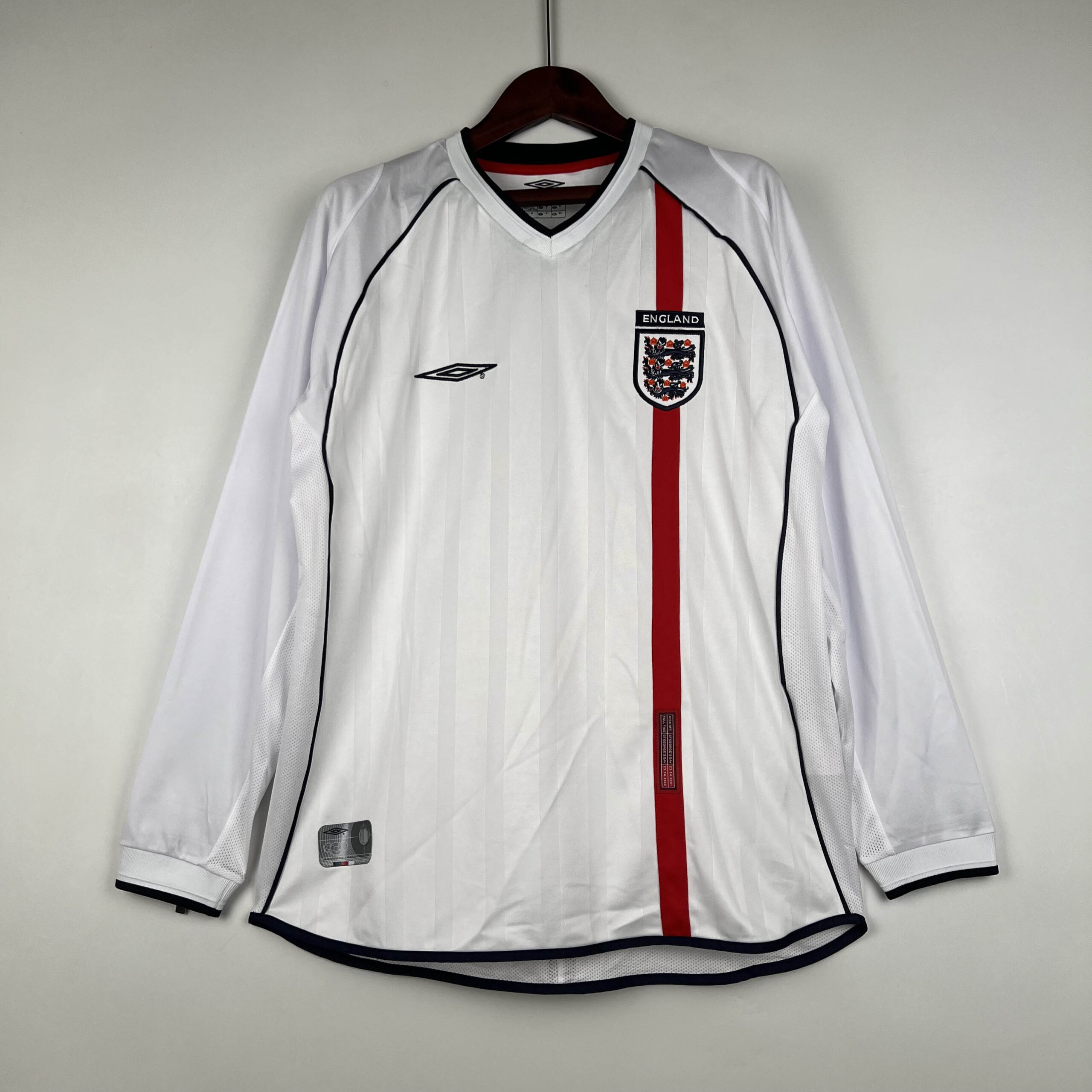 ca1aa548c0384668319785e2e5446b9e.jpeg 2002 Retro Long Sleeve England Home Football Shirt 1:1 Thai Quality - Image 1