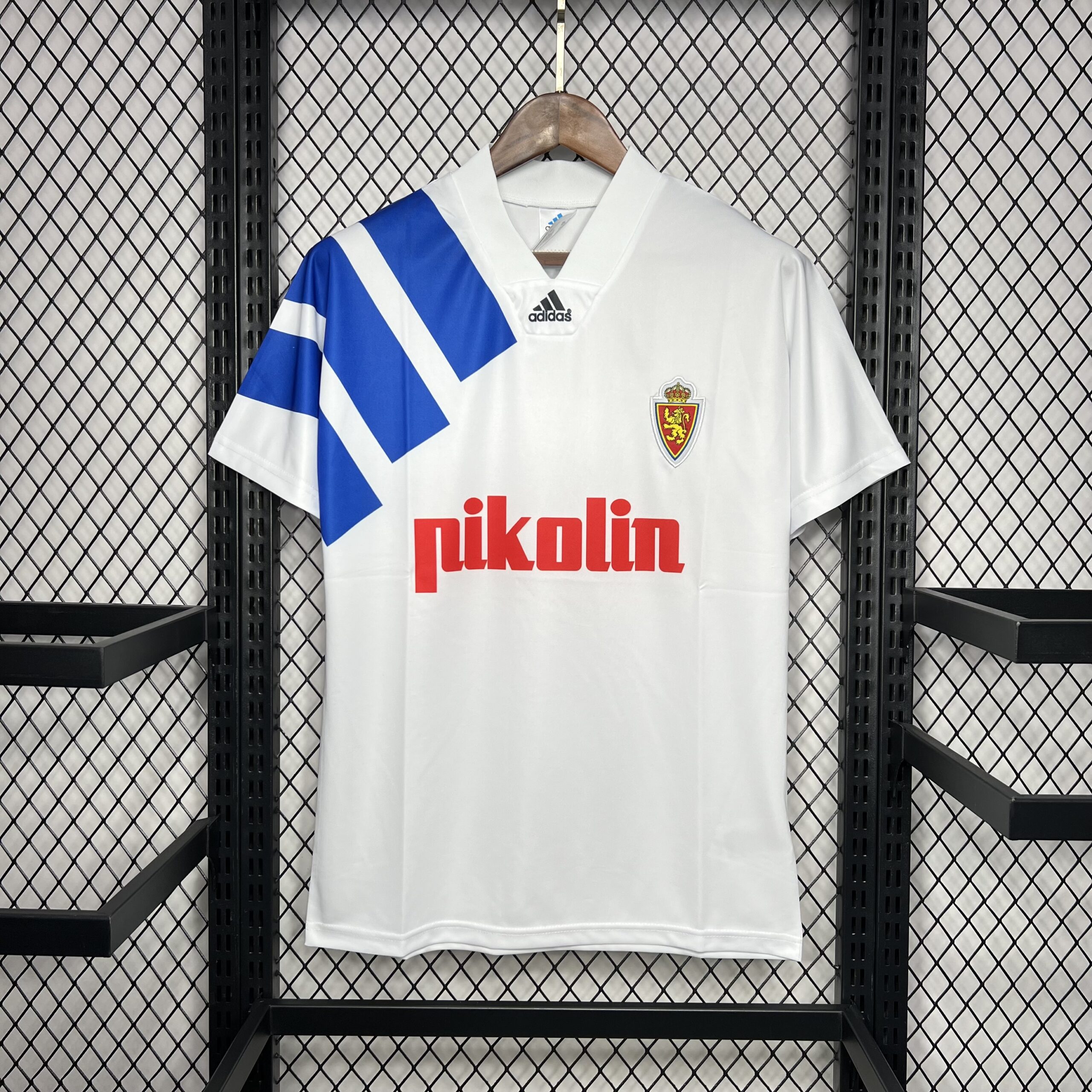 cd7191dc06d668ec2e5a5fa01d76d601.jpg 1992/1993 Retro Real Zaragoza Home Football Shirt 1:1 Thai Quality - Image 1