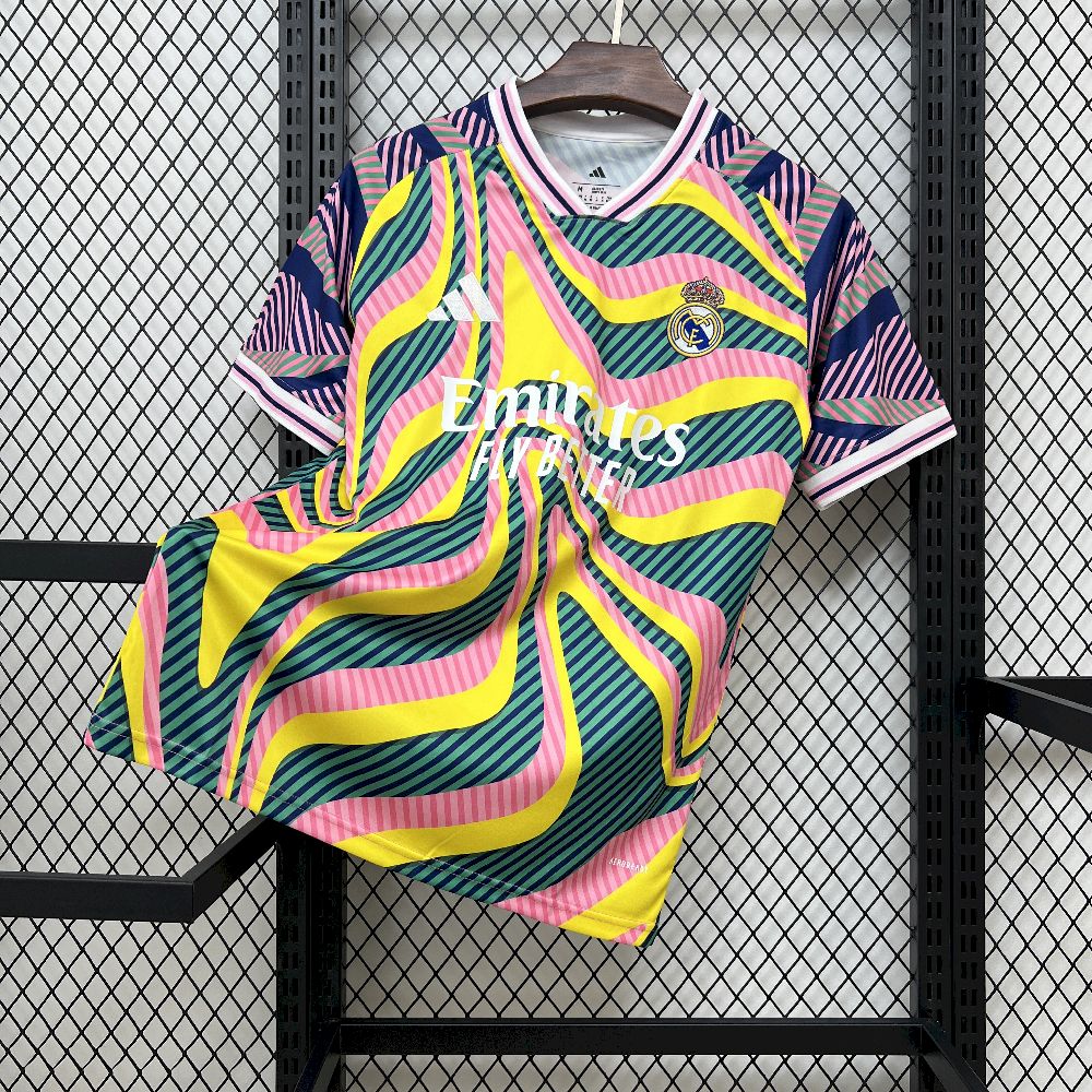 cf17aac2ff5027a5d814f4d4b7378d9e.jpg 2025/2026 Real Madrid Special Edition Football Shirt 1:1 Thai Quality - Image 1