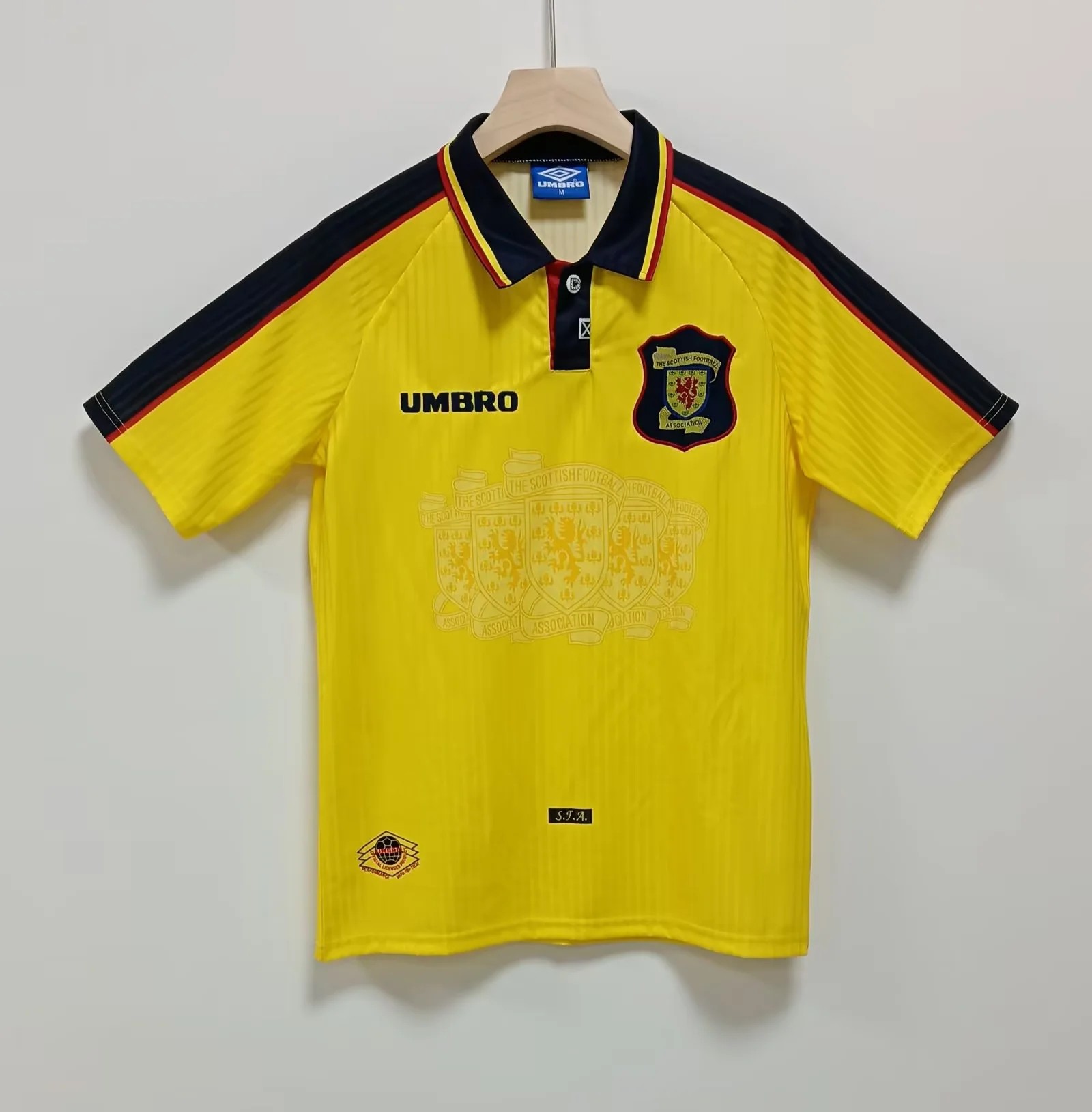 d2ccb4e9edc7817439d87f471ea20ef9.jpg 1996/1998 Retro Scotland Away Football Shirt 1:1 Thai Quality - Image 1