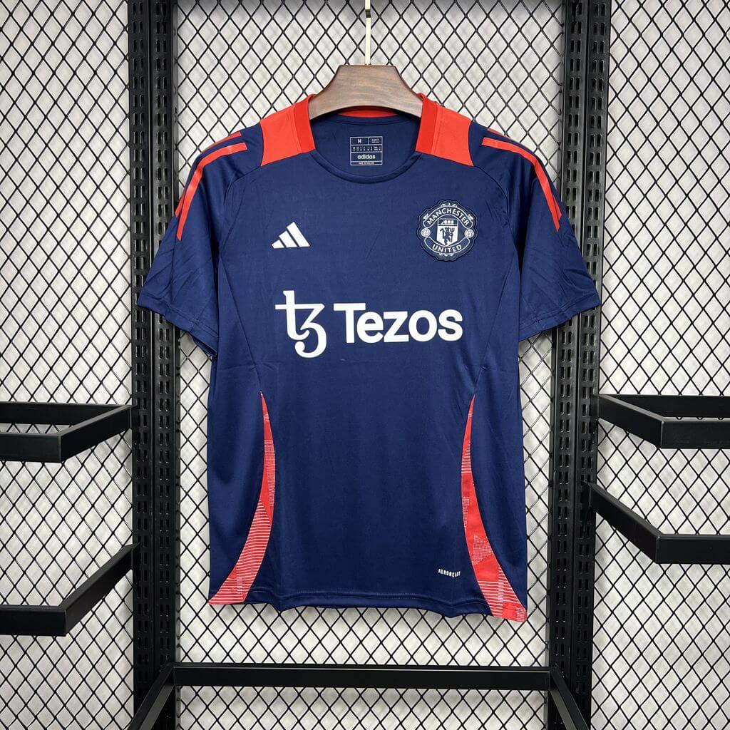 d58cbf1737ddc3b3f9c0edcc1d60f720.jpg 2024/2025 Manchester United Training Wear Football Shirt 1:1 Thai Quality - Image 1