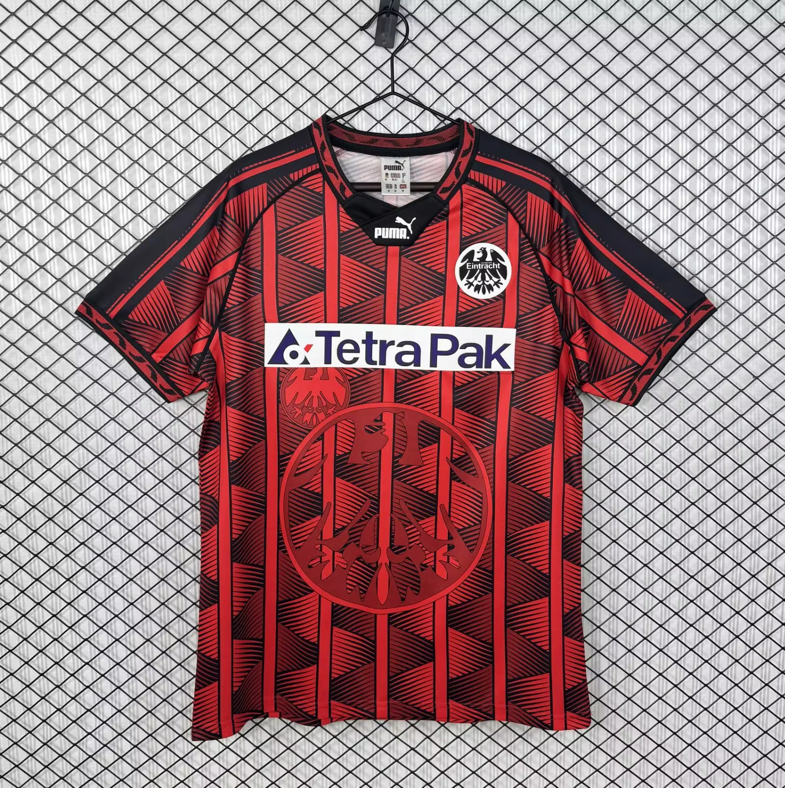 db9a110770cbf45cd1dcaafdac864a7e.webp 1995/1996 Retro Eintracht Frankfurt Home Football Shirt 1:1 Thai Quality - Image 1