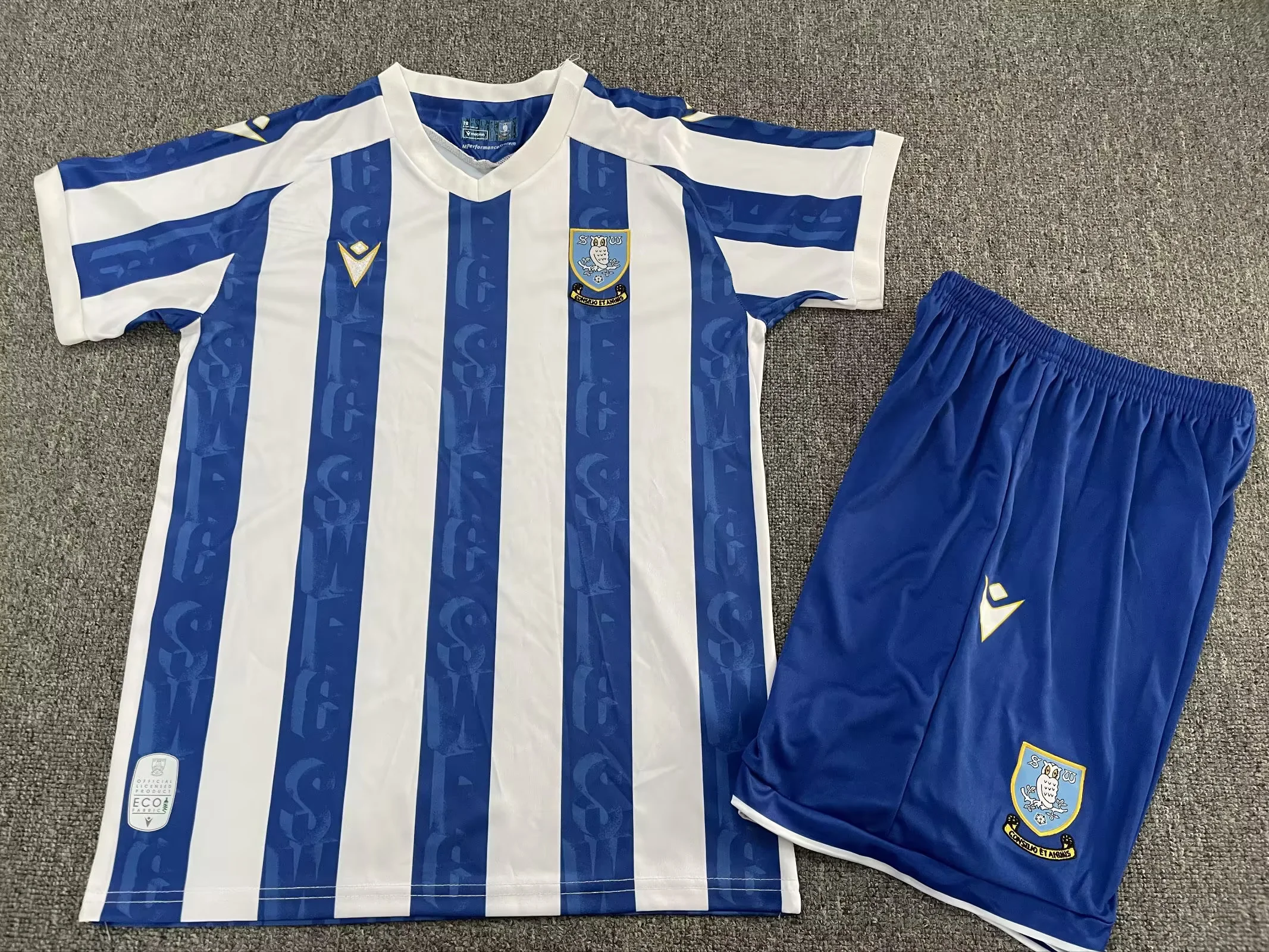 e22bd6ed58cb706cd71e4eba0e9ca36b.webp 2025/2026 Sheffield Wednesday Home Football Shirt Kids Size 1:1 Thai Quality - Image 1