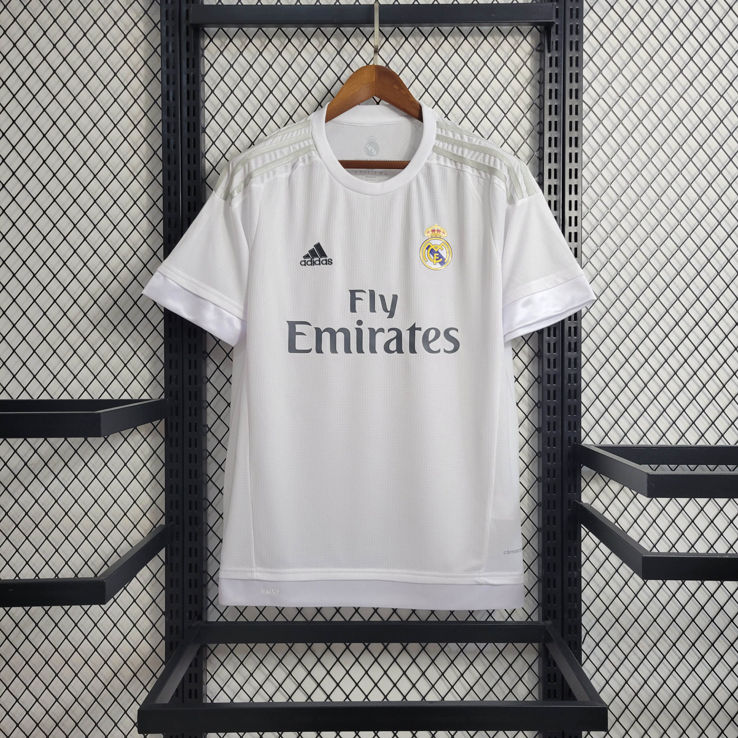 eaa5a7810f7b428415403649723d4574.jpeg 2015/2016 Retro Real Madrid Home Football Shirt 1:1 Thai Quality - Image 1