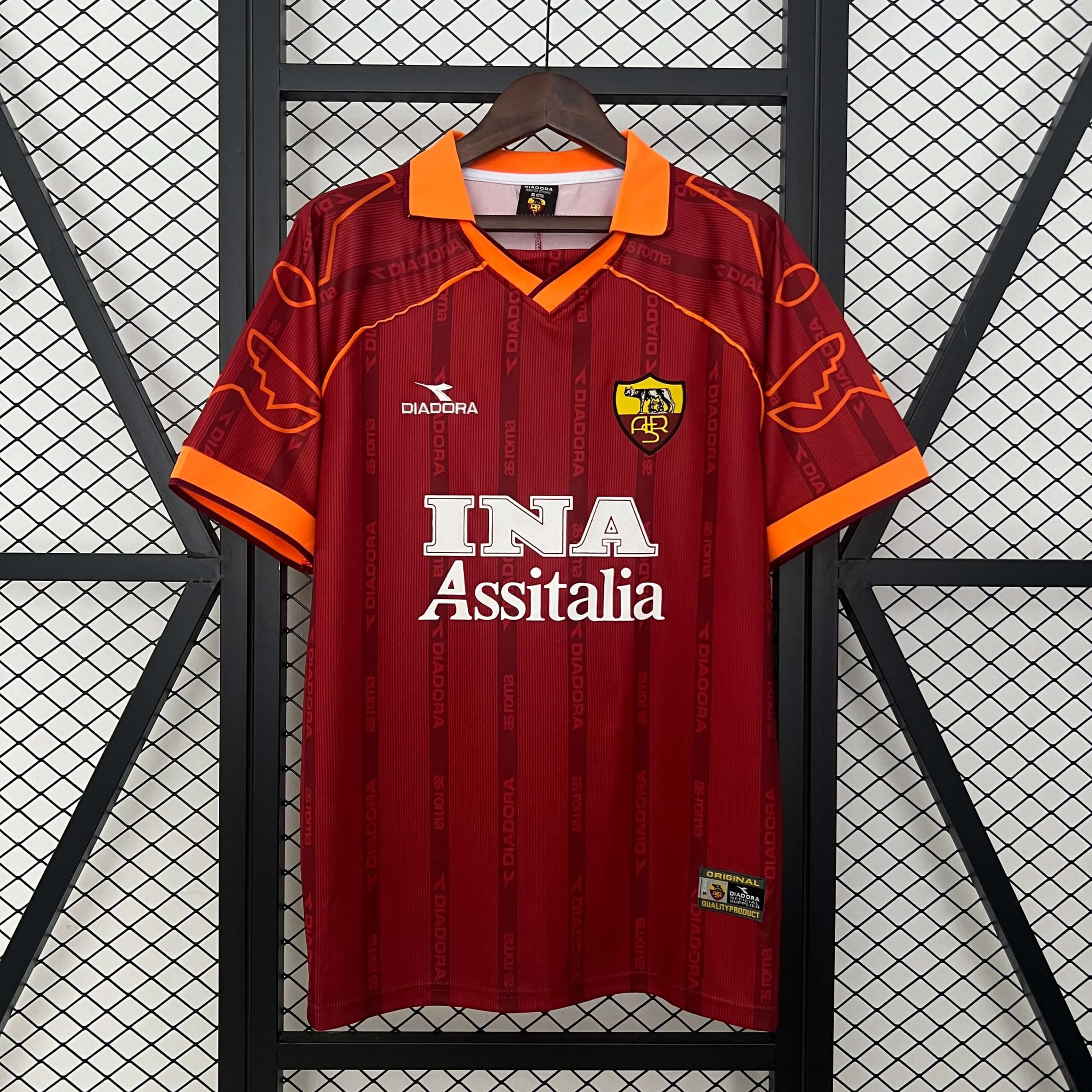 ecf21edf1afb9447c99c8300dcf5fef0.jpg 1999/2000 Retro AS Roma Home Football Shirt 1:1 Thai Quality - Image 1