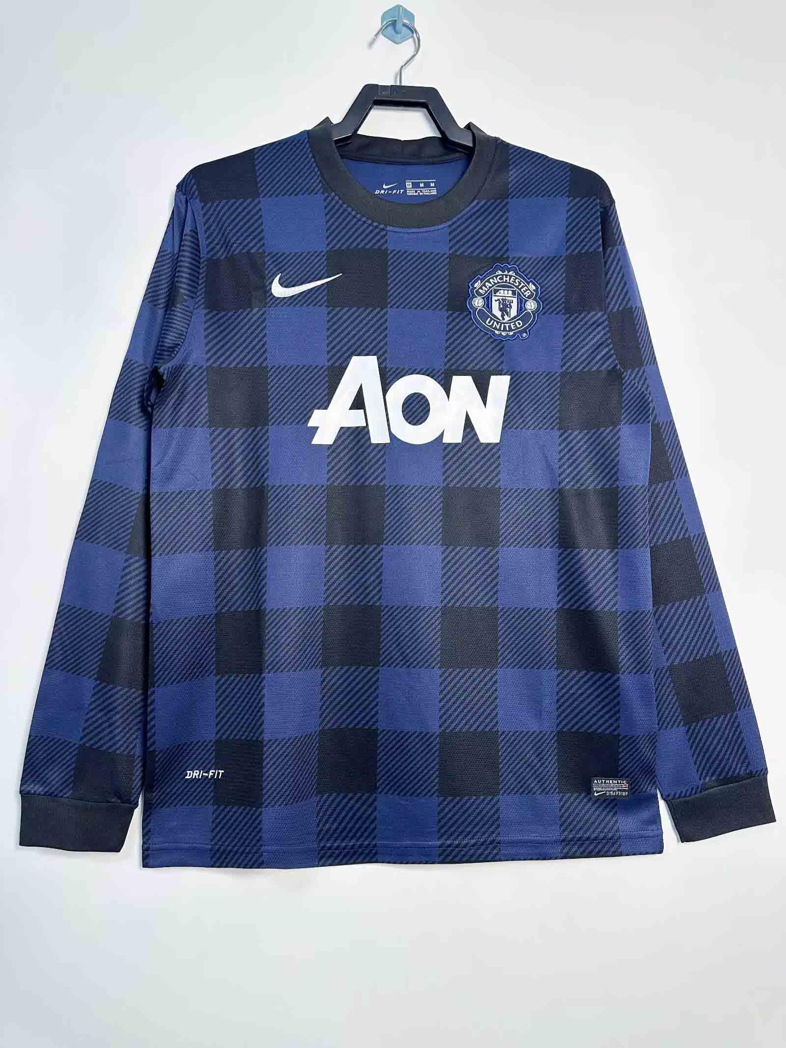 efd7917eee473014183972438470b3ea.jpg 2013/2014 Retro Long Sleeve Manchester United Away Football Shirt 1:1 Thai Quality - Image 1