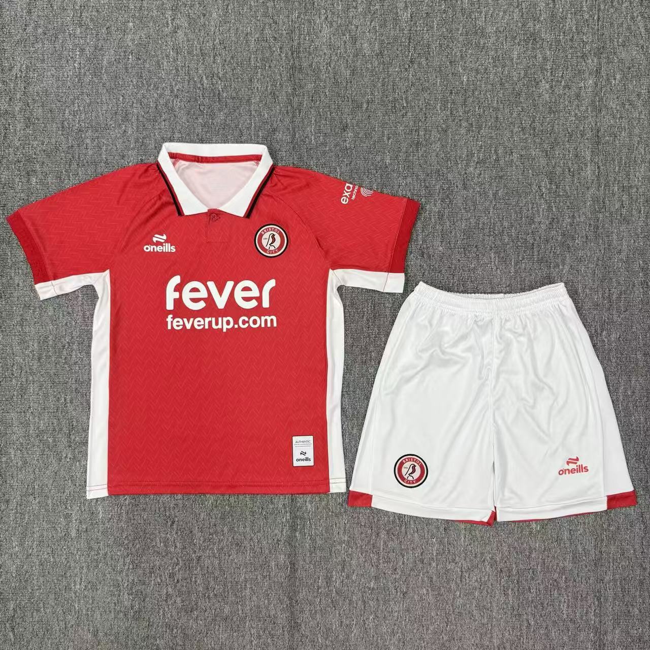 f26f05aa502a006c628ca5402973a5ec.jpg 2025/2026 Bristol City Home Football Shirt Kids Size 1:1 Thai - Image 1