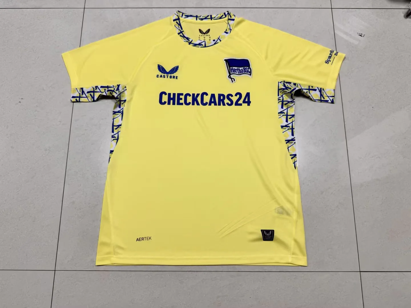 f2eece4717aba8cf559cff72309fb999.webp 2025/2026 Hertha BSC Away Football Shirt 1:1 Thai Quality - Image 1