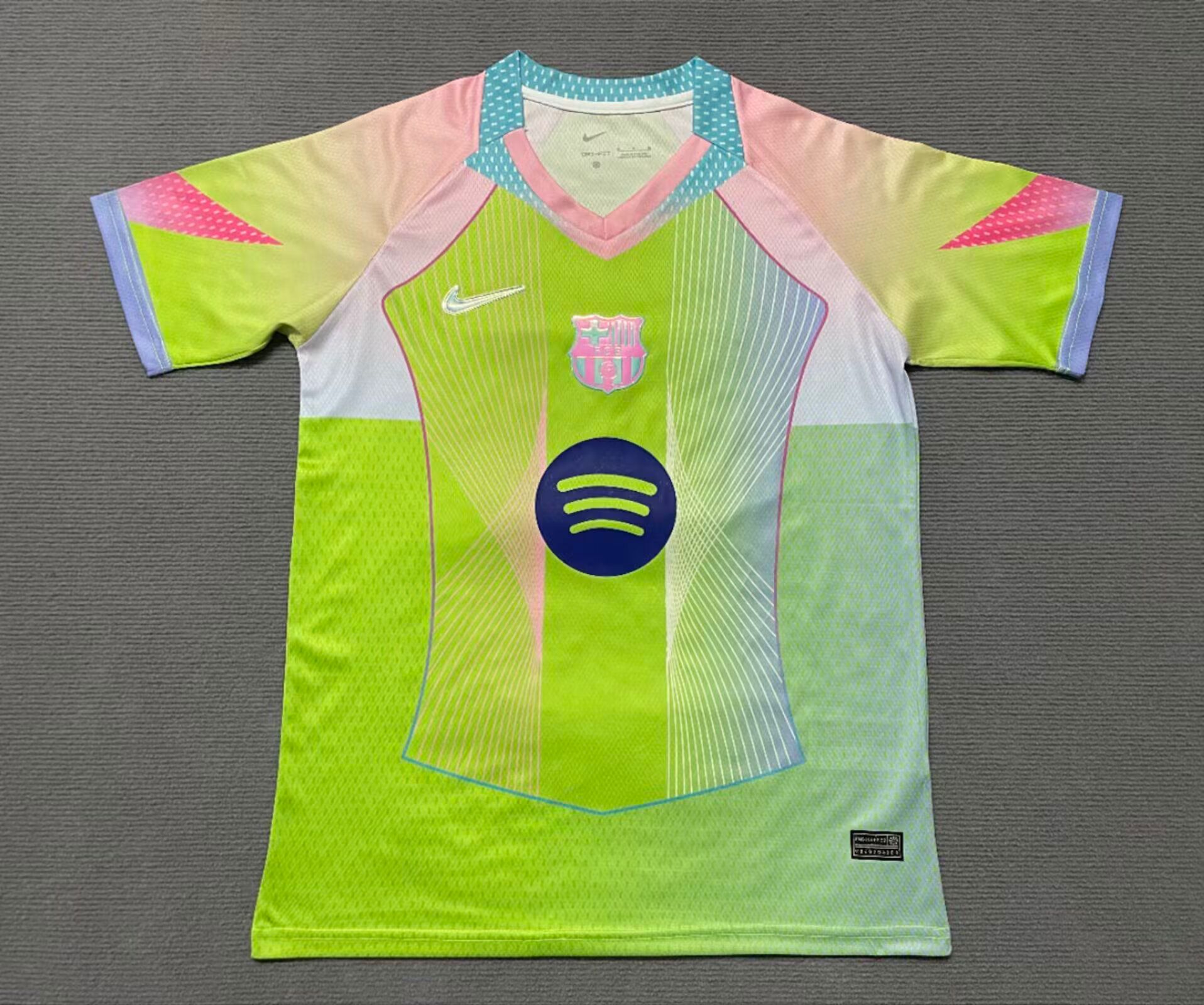 f3fecb6d8b5af6d10553680b2668e4f5.jpg 2025/2026 Barcelona Special Edition Football Shirt 1:1 Thai Quality - Image 1