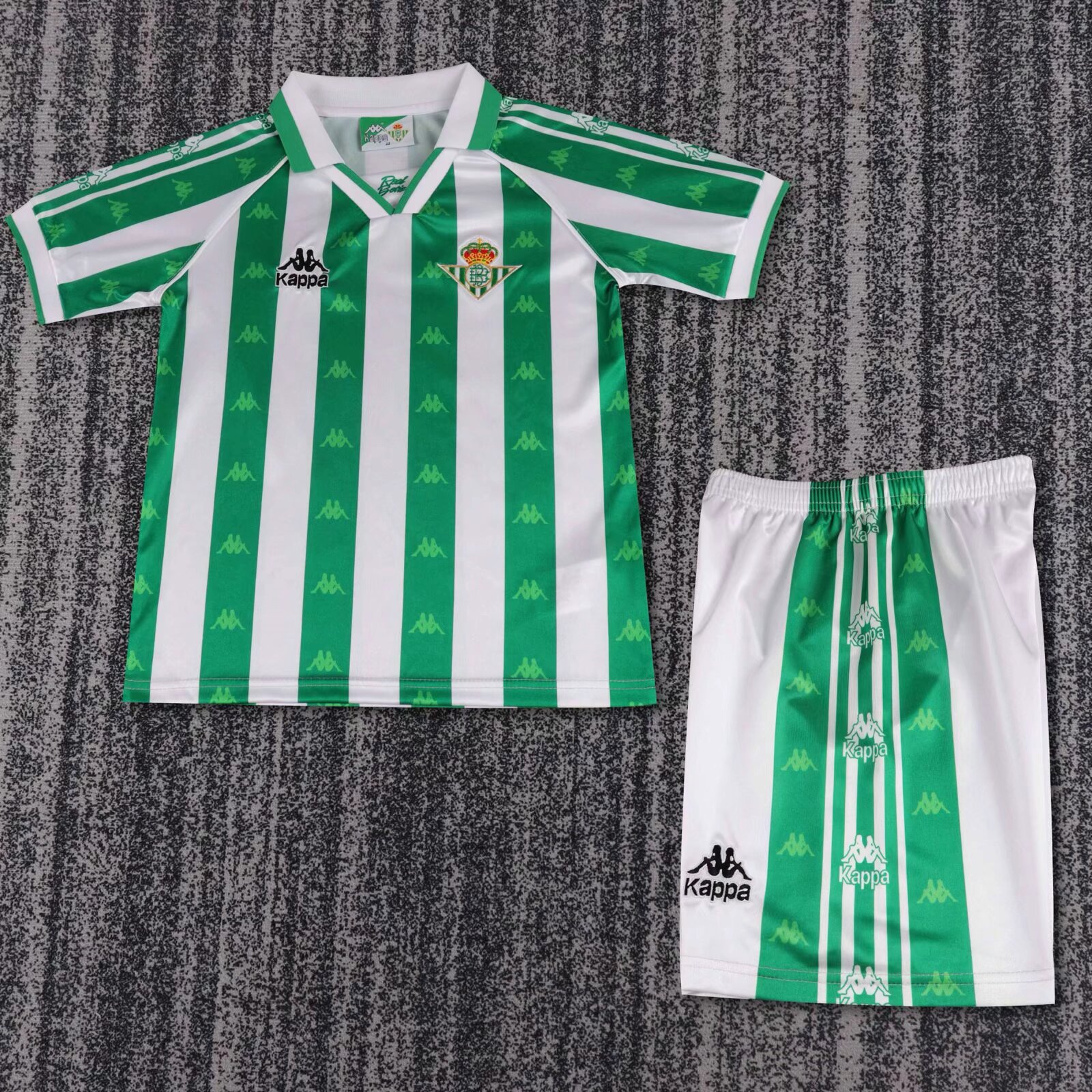 f5baecd3947a40b6f8222e7fefb49a28.jpg 1995/1997 Retro Real Betis Home Football Shirt Kids Size 1:1 Thai Quality - Image 1