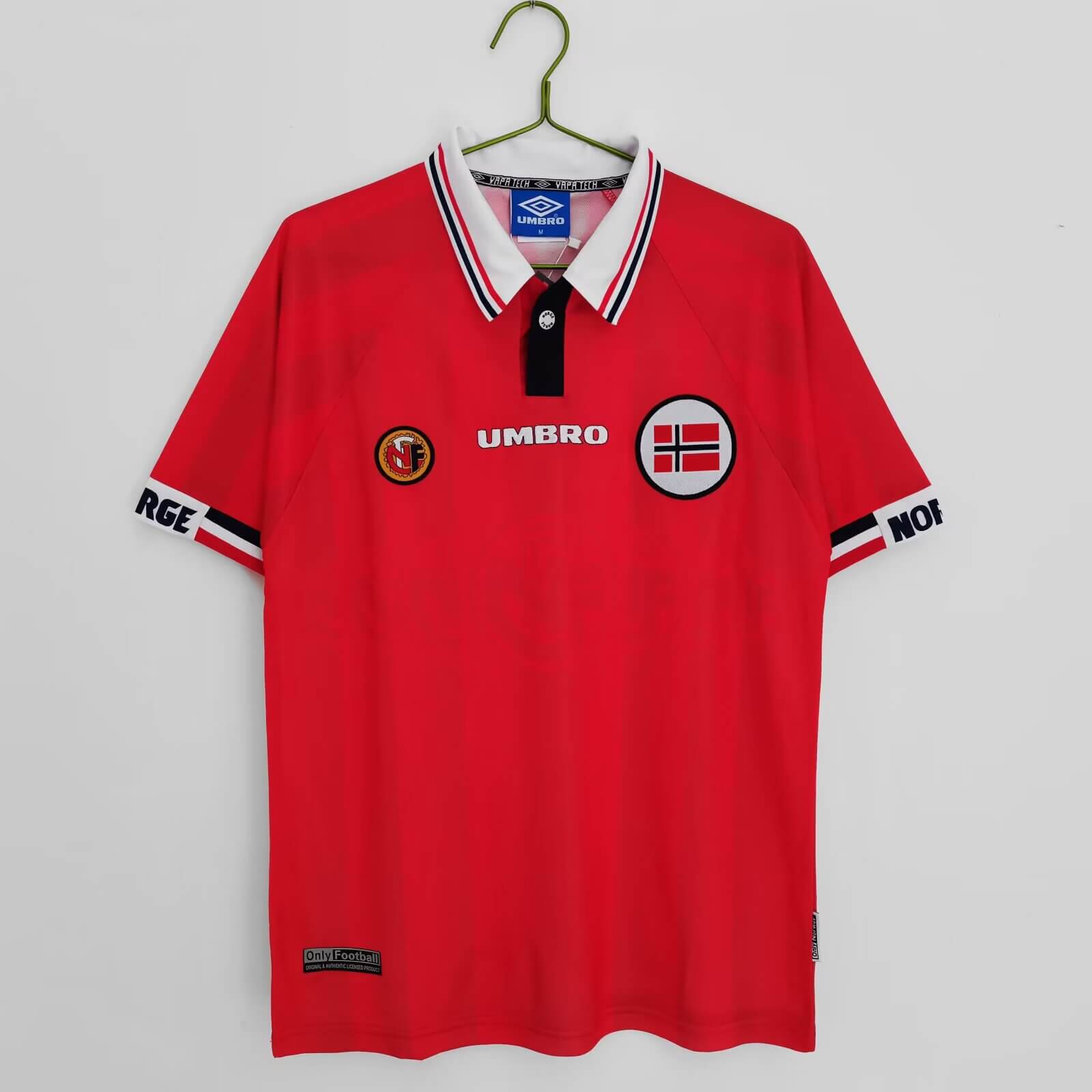 f826dce79d23fca4afa8a277a696ac2c.jpg 1998 Retro Norway Home Football Shirt 1:1 Thai Quality - Image 1