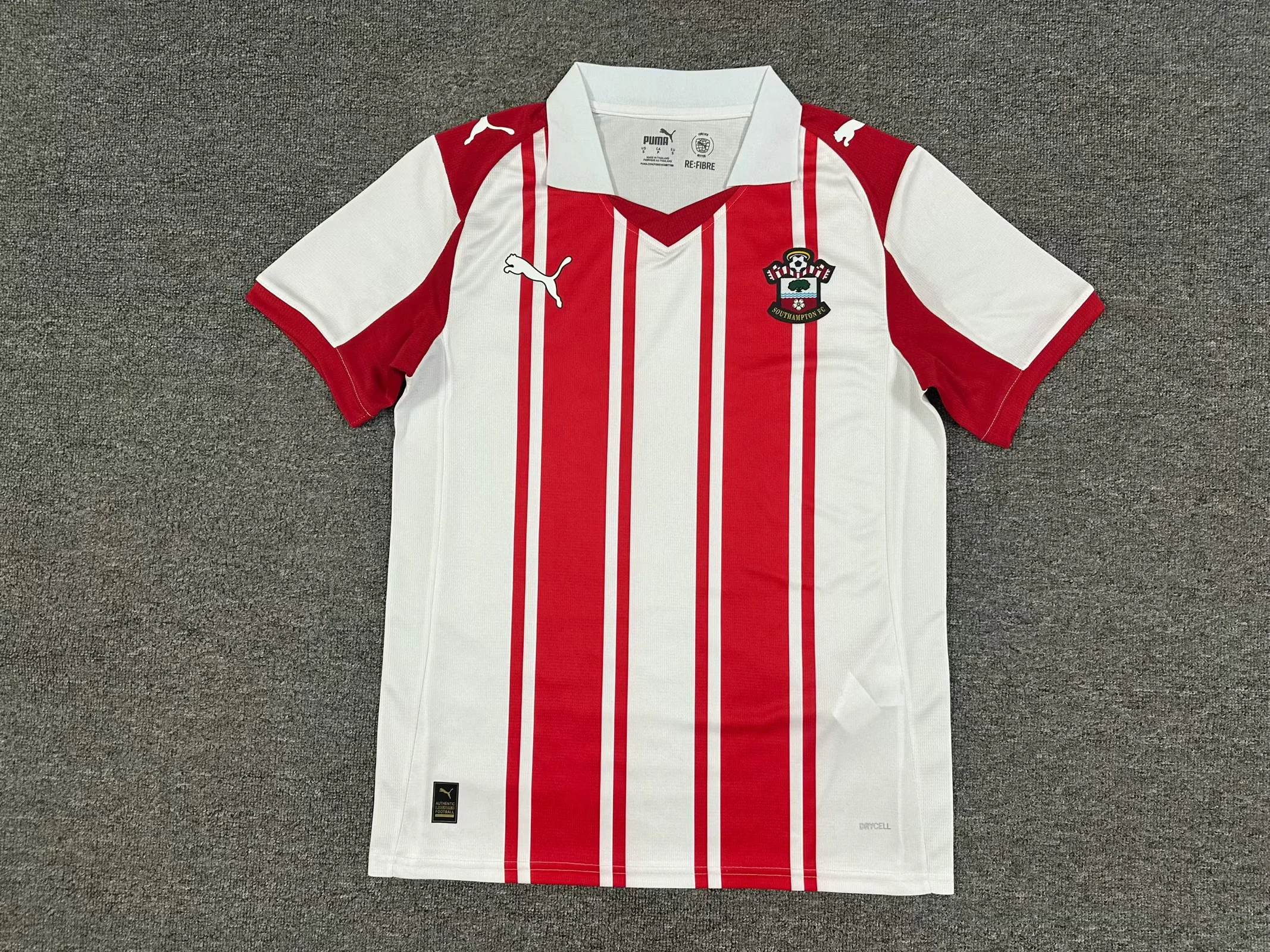 fb1a0d500979a2da5b6ebb97e628bb17.webp 2025/2026 Southampton Home Football Shirt 1:1 Thai Quality - Image 1