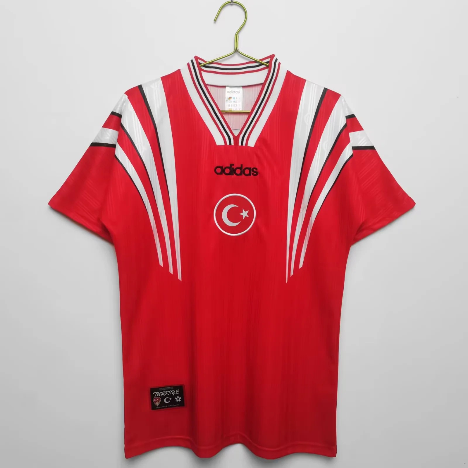 fca7849e6f8fbfdd33d8ed06e4bc9285.jpg 1996 Retro Turkey Home Football Shirt 1:1 Thai Quality - Image 1