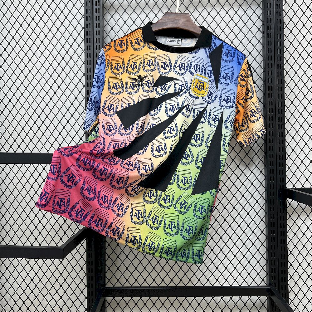 fcbb1af82169c330735c0fc0016f0e94.jpg 1993/1994 Retro Argentina Goalkeeper Football Shirt 1:1 Thai Quality - Image 1