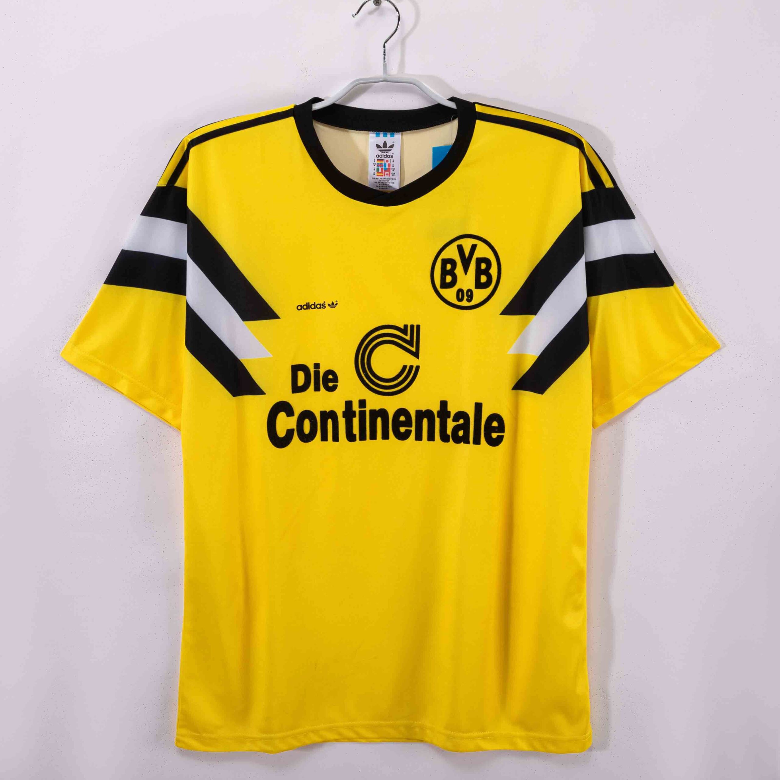 fd097603e30d89ab83f6223b70fb27b5.jpg 1989 Retro Dortmund Home Football Shirt 1:1 Thai Quality - Image 1