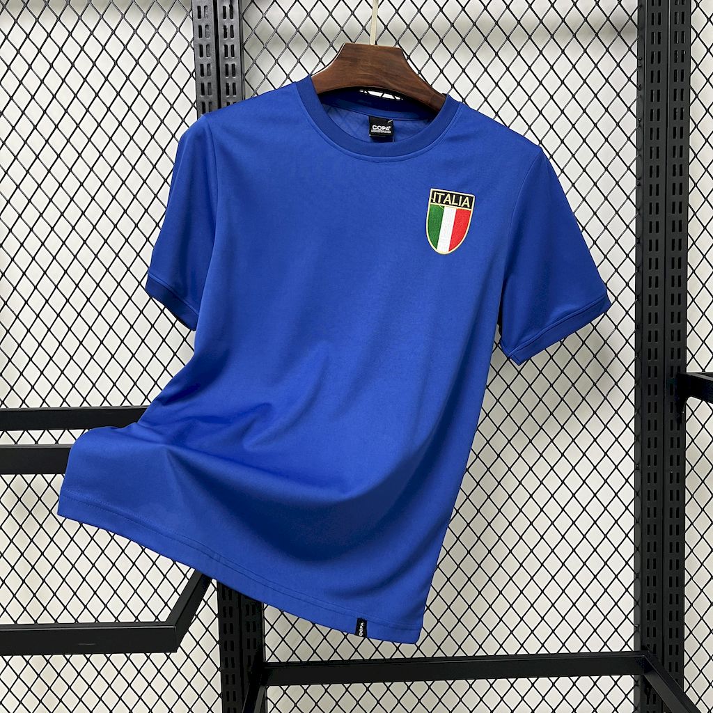 fe5d5783df51fa26ea82600296998ce8.jpg 1982 Retro Italy Home Football Shirt 1:1 Thai Quality - Image 1